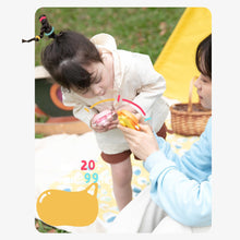 Заредете изображение във визуализатора на галерията – Walkie-talkie for children K22 Bee + Battery Charger + 8xRechargeable HR03/AAA 900mAh

