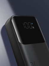 Заредете изображение във визуализатора на галерията – Joyroom powerbank 30W 10000mAh with built-in Lightning and USB-C cables black (JR-PBC06)
