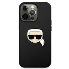 Заредете изображение във визуализатора на галерията – Karl Lagerfeld KLHCP13LPKMK iPhone 13 Pro / 13 6,1" czarny/black hardcase Leather Ikonik Karl`s Head Metal
