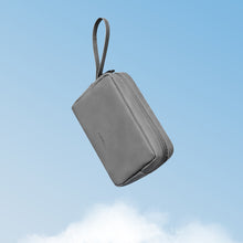 Заредете изображение във визуализатора на галерията – Baseus EasyJourney Series small travel bag phone pouch, headphones and other small items gray
