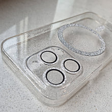 Заредете изображение във визуализатора на галерията – Glitter Magsafe Case for Iphone 15 Pro transparent
