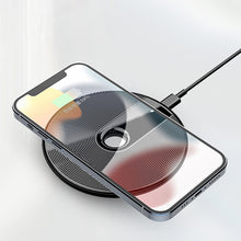 Заредете изображение във визуализатора на галерията – Wireless Induction Charger QI Universal Fast Charge - FC06 15W Black (min.2A)

