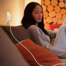 Заредете изображение във визуализатора на галерията – Ugreen UK (Great Britain) USB-C fast charger PD 30W white (CD127)

