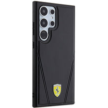 Заредете изображение във визуализатора на галерията – Original FERRARI hardcase Hot Stamp V Lines MagSafe FEHMS24LP3BAK for Samsung Galaxy  S24 Ultra Black
