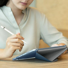 Заредете изображение във визуализатора на галерията – Uniq case Camden iPad 10 gen. (2022) blue/northern blue Antimicrobial
