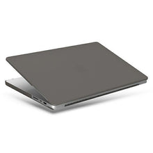 Заредете изображение във визуализатора на галерията – UNIQ etui Claro MacBook Pro 14" (2021) przezroczysty szary/smoke matt grey - TopMag
