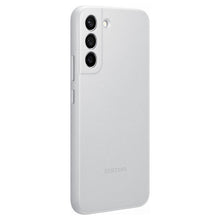 Заредете изображение във визуализатора на галерията – Samsung Leather Cover genuine leather case for Samsung Galaxy S22 + (S22 Plus) light gray (EF-VS906LJEGWW) - TopMag
