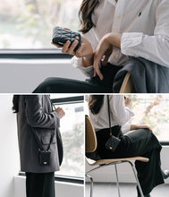 Заредете изображение във визуализатора на галерията – Ringke Folio Signature Flip Leather Case with Shoulder Strap for Samsung Galaxy Z Flip 3 Black (FS116R55) - TopMag
