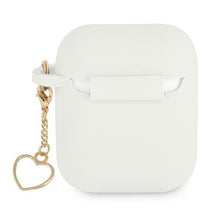 Заредете изображение във визуализатора на галерията – Guess GUA2LSCHSH AirPods cover biały/white Silicone Charm Heart Collection - TopMag
