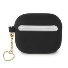 Заредете изображение във визуализатора на галерията – Guess GUA3LSCHSK AirPods 3 cover czarny/black Silicone Charm Heart Collection - TopMag
