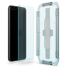 Заредете изображение във визуализатора на галерията – TEMPERED GLASS SPIGEN GLAS.TR "EZ FIT" 2-PACK GALAXY S22 - TopMag
