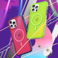 Заредете изображение във визуализатора на галерията – Kingxbar PQY Fluorescence Series Magnetic Case for iPhone 13 Housing Cover Green (MagSafe Compatible) - TopMag
