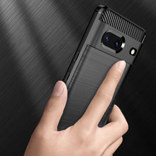 Заредете изображение във визуализатора на галерията – Carbon Case flexible cover for Google Pixel 7 black - TopMag
