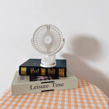 Заредете изображение във визуализатора на галерията – Joyroom CheerSummer desk fan portable white (JR-CY363-white) - TopMag
