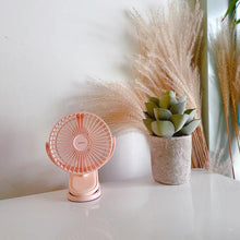 Заредете изображение във визуализатора на галерията – Joyroom CheerSummer portable desk fan remote control pink (JR-CY363-RC pink) - TopMag
