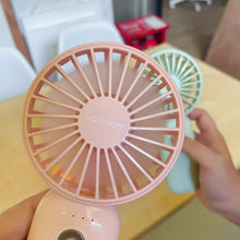 Заредете изображение във визуализатора на галерията – Joyroom Muxia portable desk fan pink (JR-CY360-pink) - TopMag

