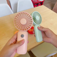 Заредете изображение във визуализатора на галерията – Joyroom Muxia portable desk fan pink (JR-CY360-pink) - TopMag
