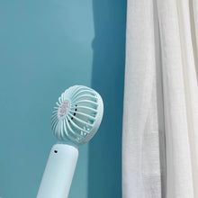 Заредете изображение във визуализатора на галерията – Joyroom Muxia portable desk fan blue (JR-CY360-blue) - TopMag
