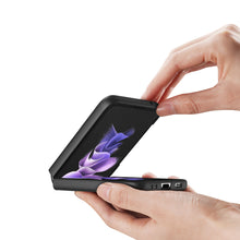Заредете изображение във визуализатора на галерията – Dux Ducis Fino case is nylon covered Samsung Galaxy Z Flip 3 black - TopMag
