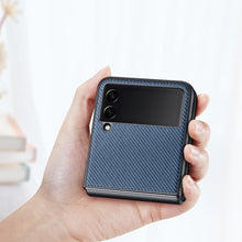 Заредете изображение във визуализатора на галерията – Dux Ducis Fino pouch cover made of nylon material for Samsung Galaxy Z Flip 3 blue - TopMag
