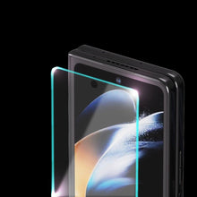 Заредете изображение във визуализатора на галерията – TEMPERED GLASS Whitestone DOME GLASS 2-PACK GALAXY Z Fold 5 CLEAR
