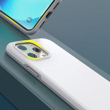 Заредете изображение във визуализатора на галерията – Choetech MFM Anti-drop case Made For MagSafe for iPhone 13 Pro white (PC0113-MFM-WH) - TopMag
