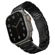 Заредете изображение във визуализатора на галерията – Uniq Osta Strap Case for Apple Watch 42/44/45/ 49mm Series 1/2/3/4/5/6/7/8/SE/SE2/Ultra Stainless Steel - Black
