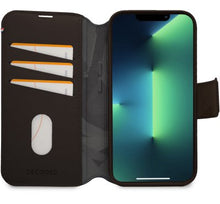 Заредете изображение във визуализатора на галерията – Decoded Detachable Wallet – MagSafe Compatible Protective Leather Case for iPhone 14 Pro Max (brown)
