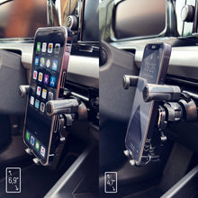 Заредете изображение във визуализатора на галерията – Wozinsky gravity phone holder for car grille black (WCHBK7) - TopMag
