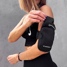 Заредете изображение във визуализатора на галерията – Wozinsky running phone armband orange (WABOR1) - TopMag
