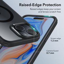 Заредете изображение във визуализатора на галерията – ESR CH HALOLOCK MAGSAFE IPHONE 15 PLUS CLEAR/BLACK
