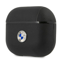 Заредете изображение във визуализатора на галерията – BMW BMA3SSLBK AirPods 3 cover czarny/black Geniune Leather Silver Logo - TopMag
