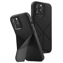 Заредете изображение във визуализатора на галерията – UNIQ etui Transforma iPhone 13 Pro / 13 6,1" czarny/ebony black MagSafe - TopMag
