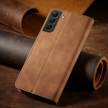 Заредете изображение във визуализатора на галерията – Magnet Fancy Case Case for Samsung Galaxy S22 + (S22 Plus) Pouch Wallet Card Holder Brown - TopMag
