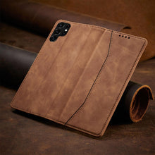Заредете изображение във визуализатора на галерията – Magnet Fancy Case Case for Samsung Galaxy S22 Ultra Cover Card Wallet Card Stand Brown - TopMag

