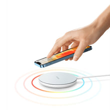 Заредете изображение във визуализатора на галерията – Ugreen 15W Qi wireless charger white (CD191 40122) - TopMag
