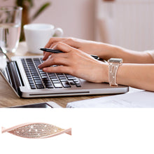 Заредете изображение във визуализатора на галерията – Kingxbar New Chameleon Band Watch Strap 8/7/6/5/4/3/2 / SE (41/40 / 38mm) Crystal Bracelet Silicone Wristband Gold - TopMag
