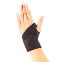 Заредете изображение във визуализатора на галерията – Set of two fabric stabilizers with Velcro, black band for right and left wrist - TopMag
