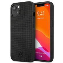 Заредете изображение във визуализатора на галерията – Mercedes MEHCP13MMBLBK iPhone 13 6,1" czarny/black hardcase Leather Meshed Metal Logo - TopMag
