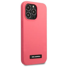 Заредете изображение във визуализатора на галерията – Karl Lagerfeld KLHCP13LSLMP1PI iPhone 13 Pro / 13 6,1" hardcase fuksja/fuchsia Silicone Plaque - TopMag

