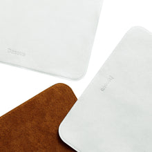 Заредете изображение във визуализатора на галерията – Baseus Auto-care screen cleaning cloths 2 pcs gray and brown (CRYH010019) - TopMag
