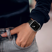 Заредете изображение във визуализатора на галерията – Dux Ducis Strap Leather Watch 7 Band 7/6/5/4/3/2 / SE (45/44 / 42mm) Wristband Bracelet Genuine Leather Bracelet Black (Enland Version) - TopMag
