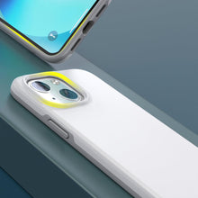 Заредете изображение във визуализатора на галерията – Choetech MFM Anti-drop case Made For MagSafe for iPhone 13 white (PC0112-MFM-WH) - TopMag
