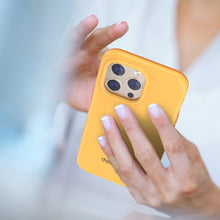 Заредете изображение във визуализатора на галерията – Choetech MFM Anti-drop Case Cover for iPhone 13 Pro Max orange (PC0114-MFM-YE) - TopMag
