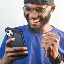 Заредете изображение във визуализатора на галерията – CARBON CASE IPHONE 14 MAX BLUE
