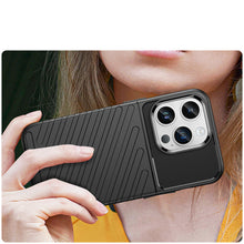 Заредете изображение във визуализатора на галерията – THUNDER CASE IPHONE 14 PRO BLACK
