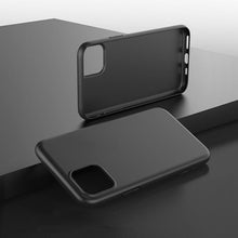 Заредете изображение във визуализатора на галерията – Soft Case Flexible gel case cover for iPhone 14 Max black - TopMag
