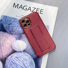 Заредете изображение във визуализатора на галерията – New Kickstand Case for iPhone 12 with stand red - TopMag
