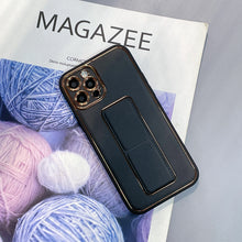 Заредете изображение във визуализатора на галерията – New Kickstand Case case for iPhone 12 Pro with stand black - TopMag
