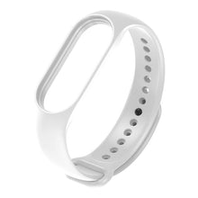 Заредете изображение във визуализатора на галерията – Replacement silicone band for Xiaomi Smart Band 7 strap bracelet bracelet white - TopMag
